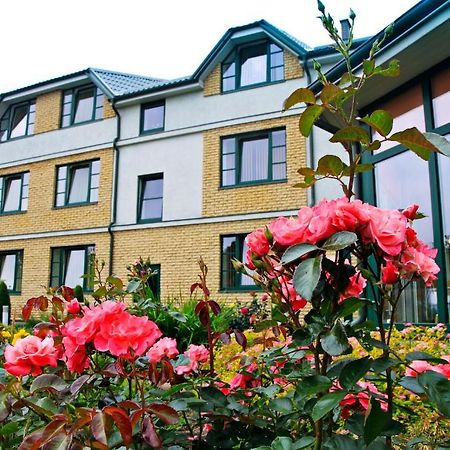 Hotel Linda - Helvita Liepāja Dış mekan fotoğraf